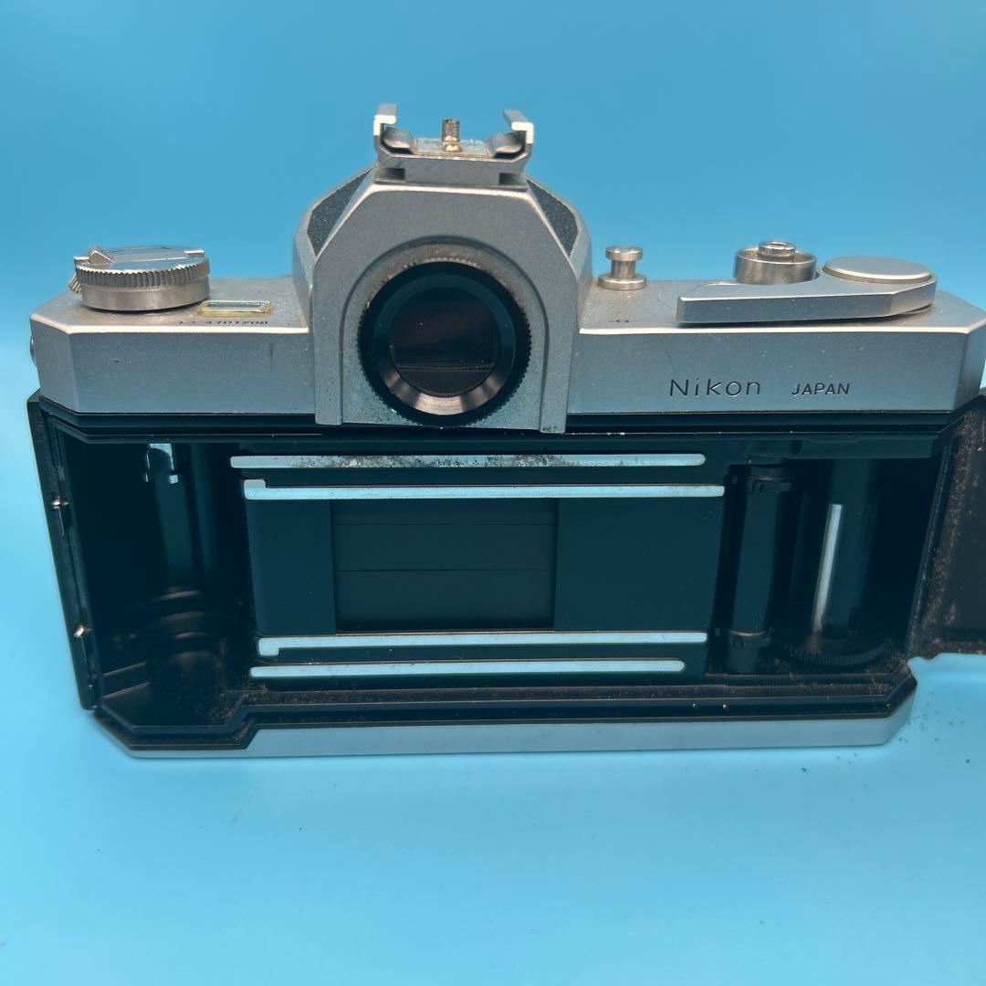 Nikon EM ZOOM Ai 35〜70 またはニコマートFT 整備品