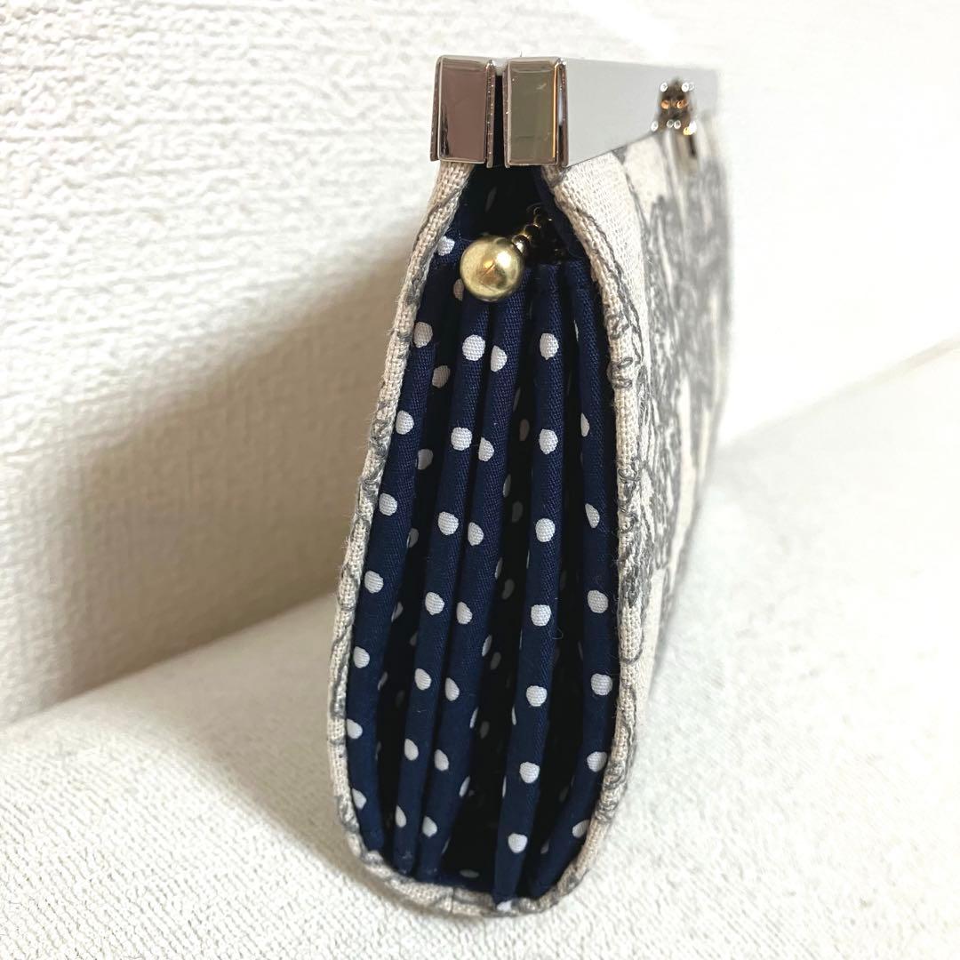 NY ジョリーフルール　にゃんブロイダリー　長財布