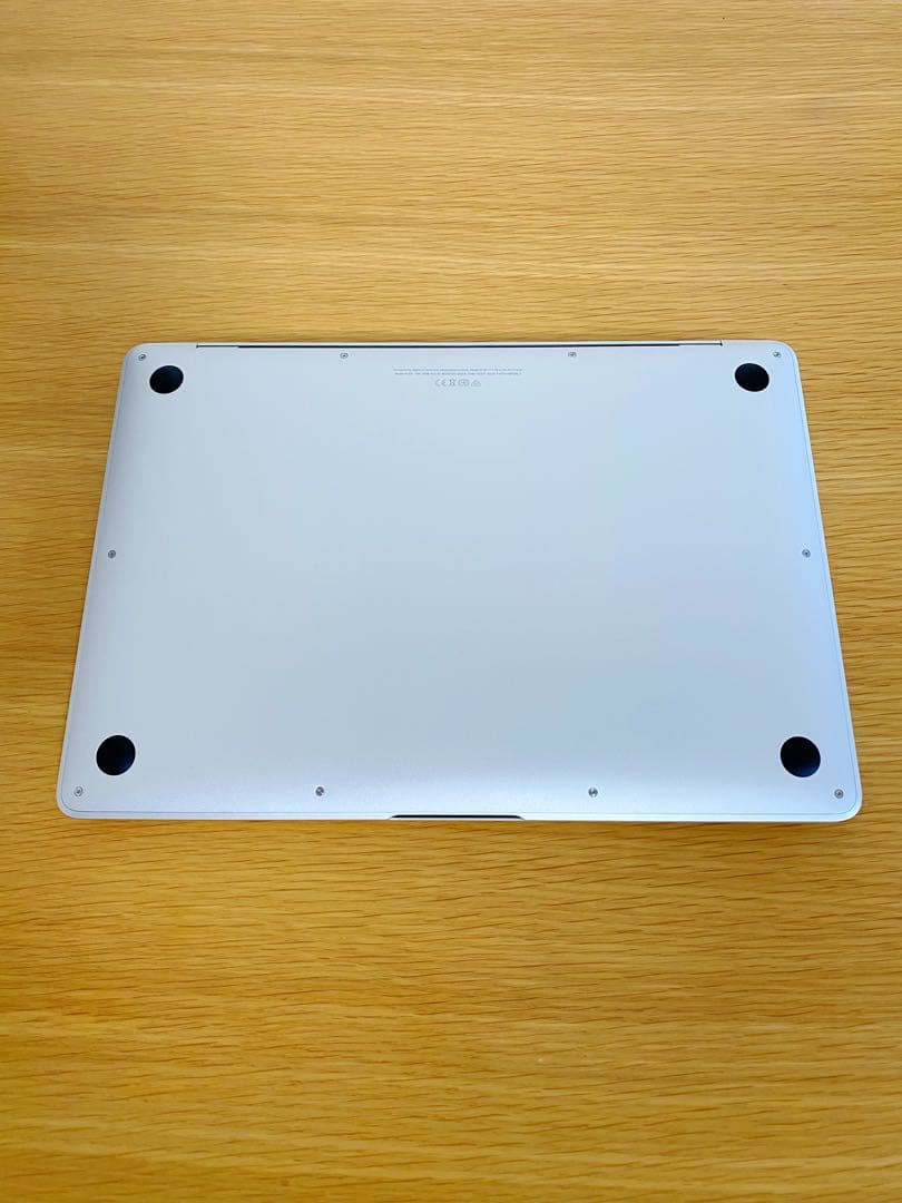 MacBook Air 2020 M1 チップ　難あり　MacBook本体
