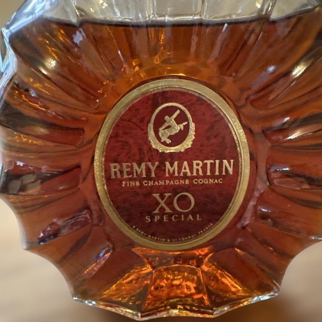REMY MARTIN XO SPECIAL コニャック 0.7L
