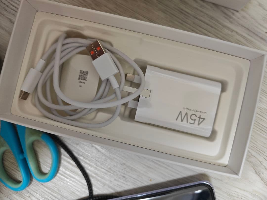 Xiaomi Redmi Note 14 Pro 5G パープル