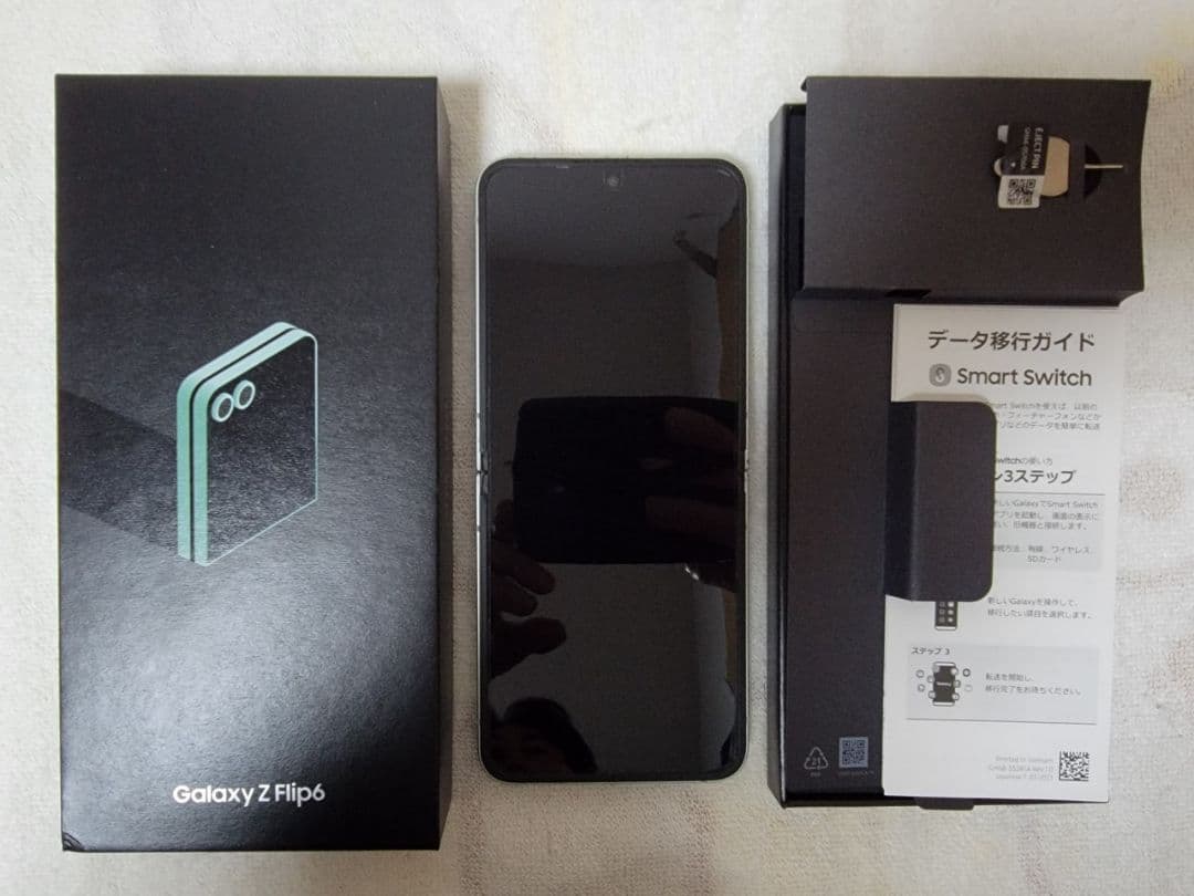 Galaxy Z Flip6 256GB ミント 国内版SIMフリー / 訳あり