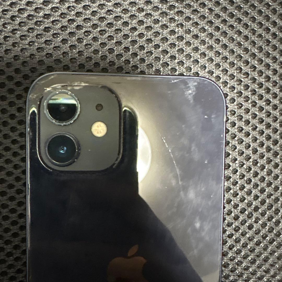 Apple iPhone 12 ブラック 本体のみ