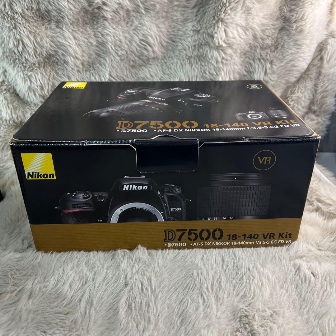 Nikon D7500 18-140VR レンズキット D7500 18-140