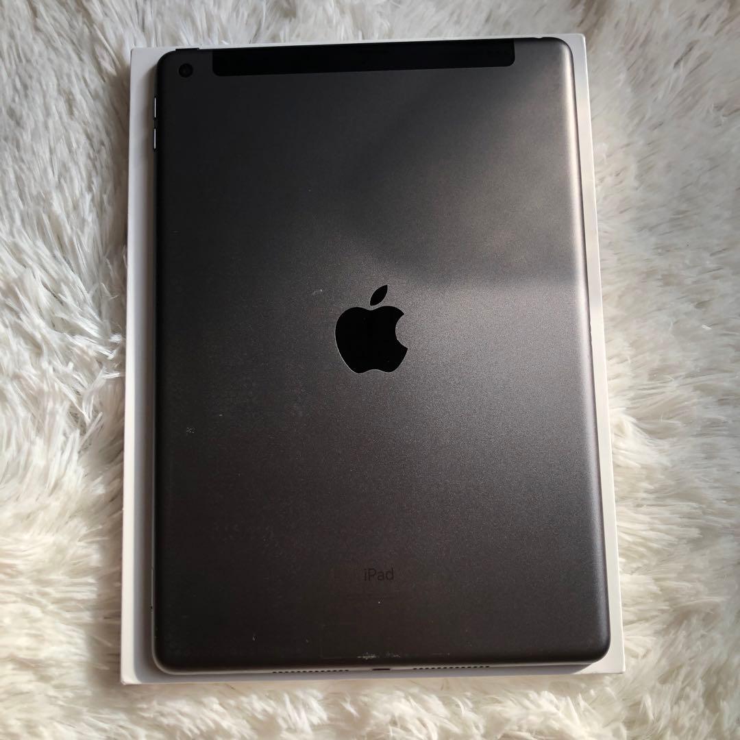 【人気端末】iPad 第8世代 32GB cellular【すぐ発送】