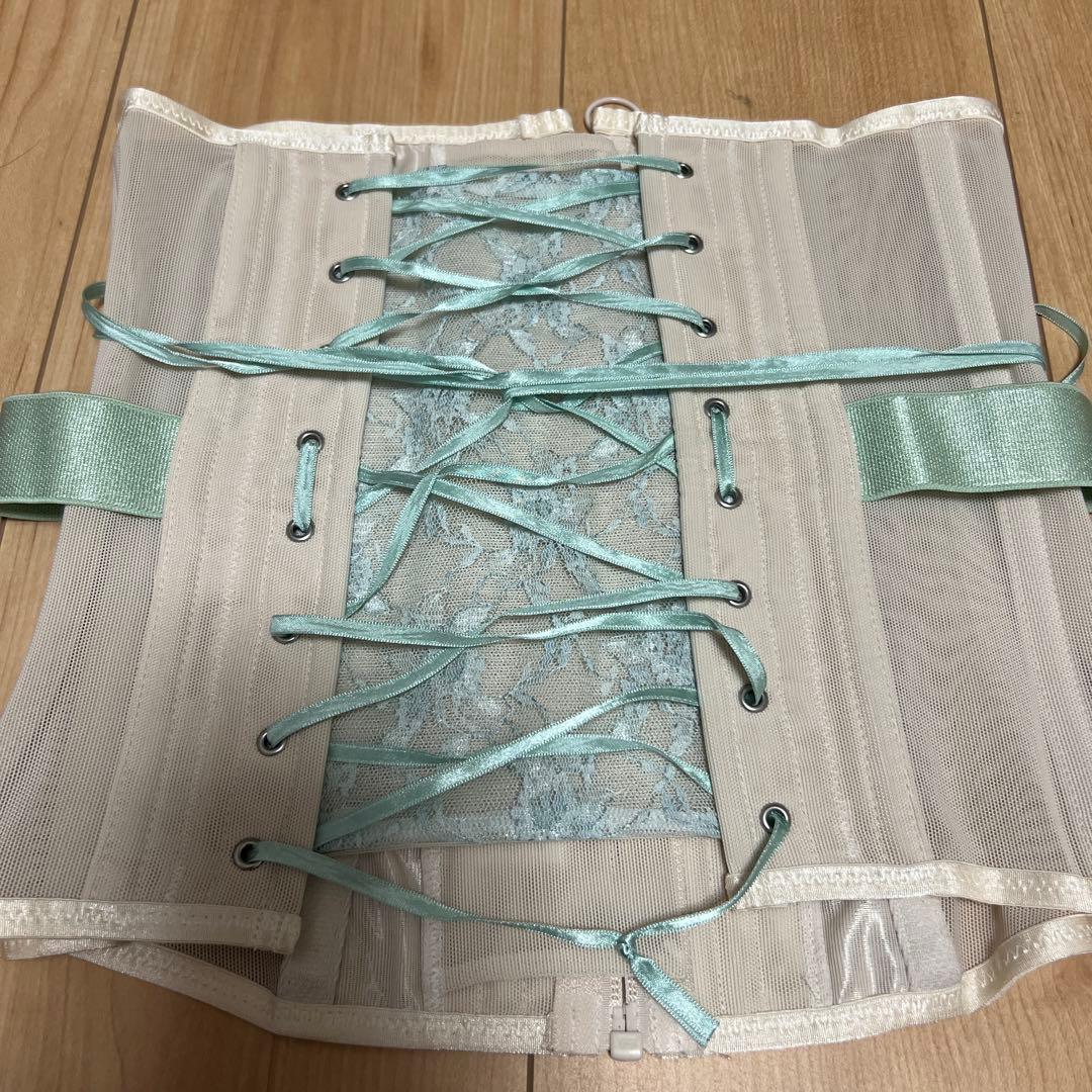 Enchanted Closet コルセットMサイズ