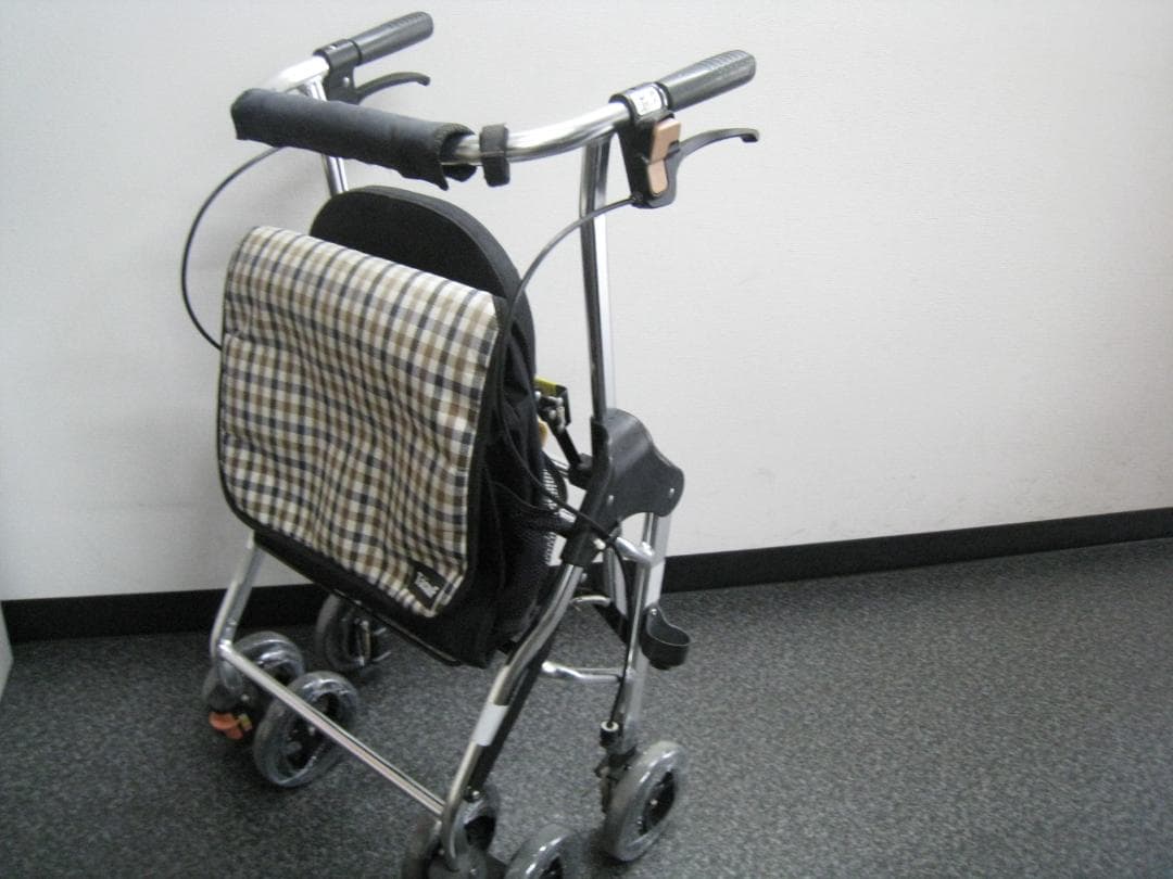 テイコブリトルハイ　HS05H　チェックブラック 幸和製作所 歩行器 ②