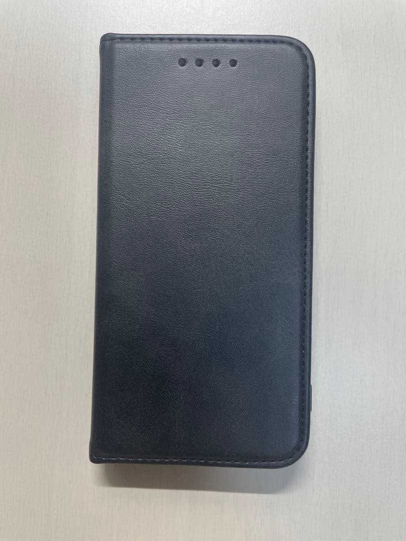 iPhone8 シルバー　64GB 箱・手帳型カバー付き