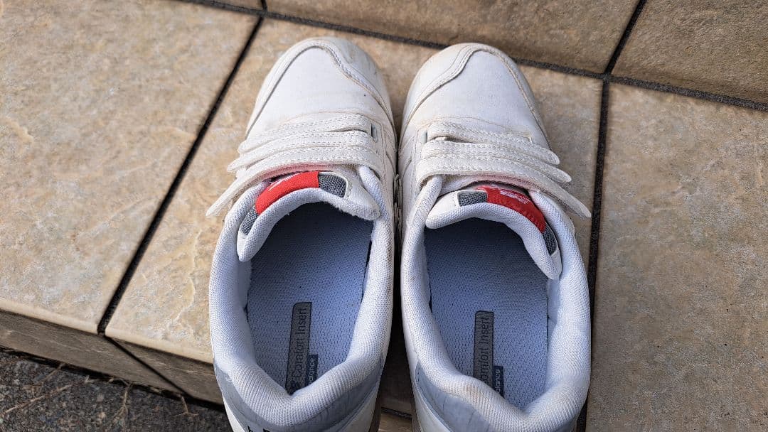 New Balance ベルクロ安全靴 ホワイト