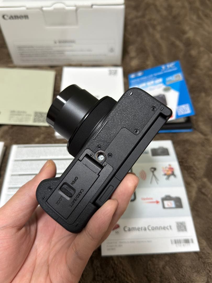 【極美品】Canon PowerShot V1 純正電池2個付 充電器