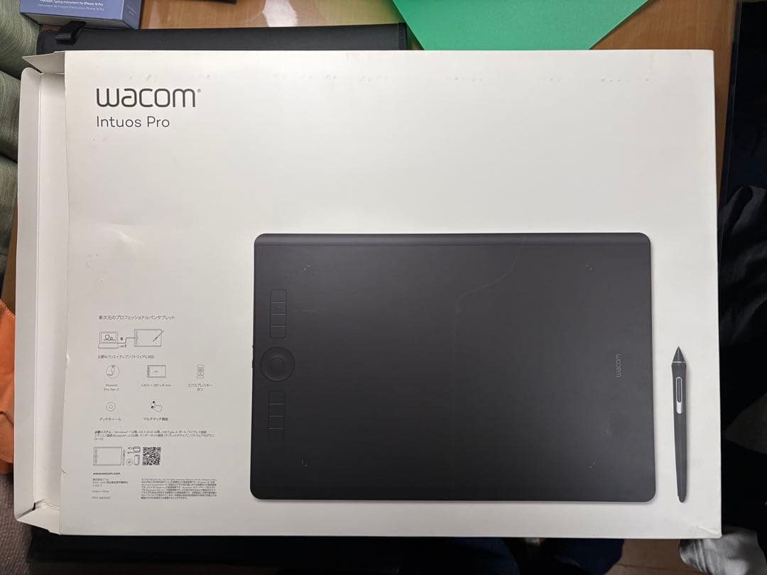 Wacom Intuos Pro L ペンタブレット 純正グリップ付