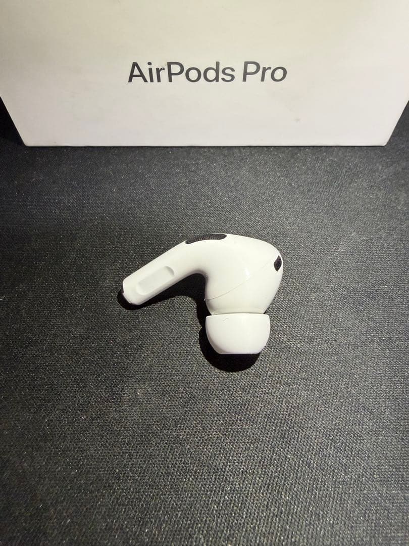 AirPods Pro 第2世代 右耳のみ　3