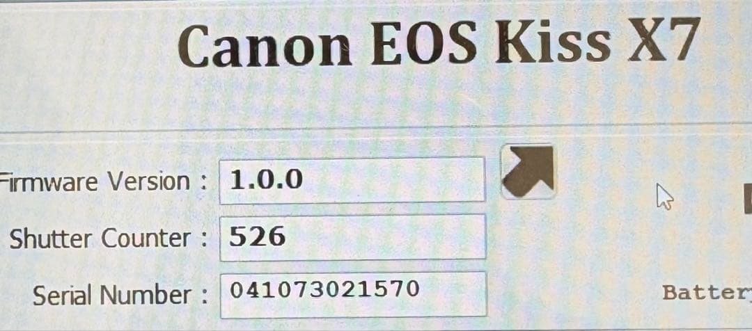 ✨新品級✨野球観戦に✨CANON KISS X7✨極少シャッター数