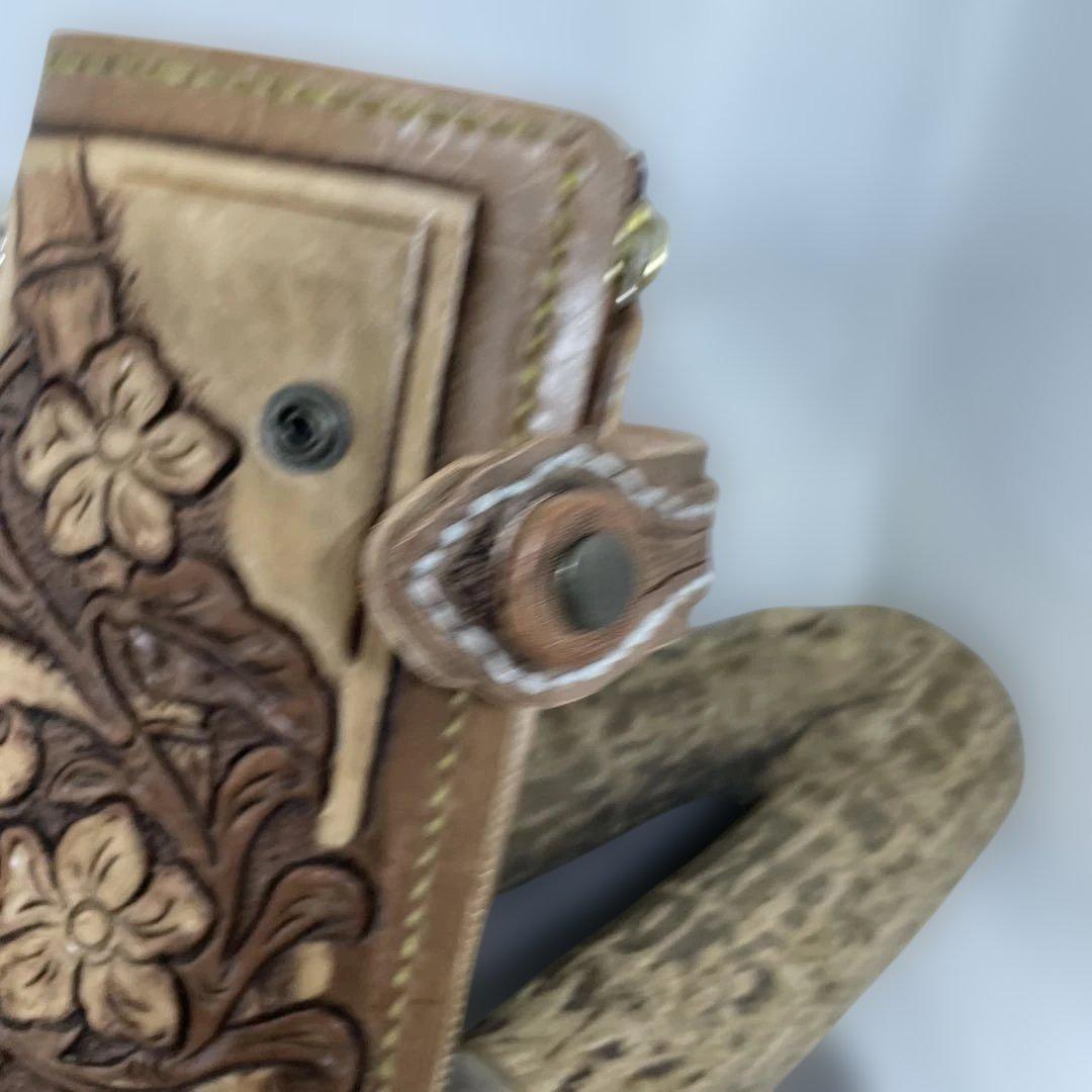 カービングベージュレザー長財布　手縫い