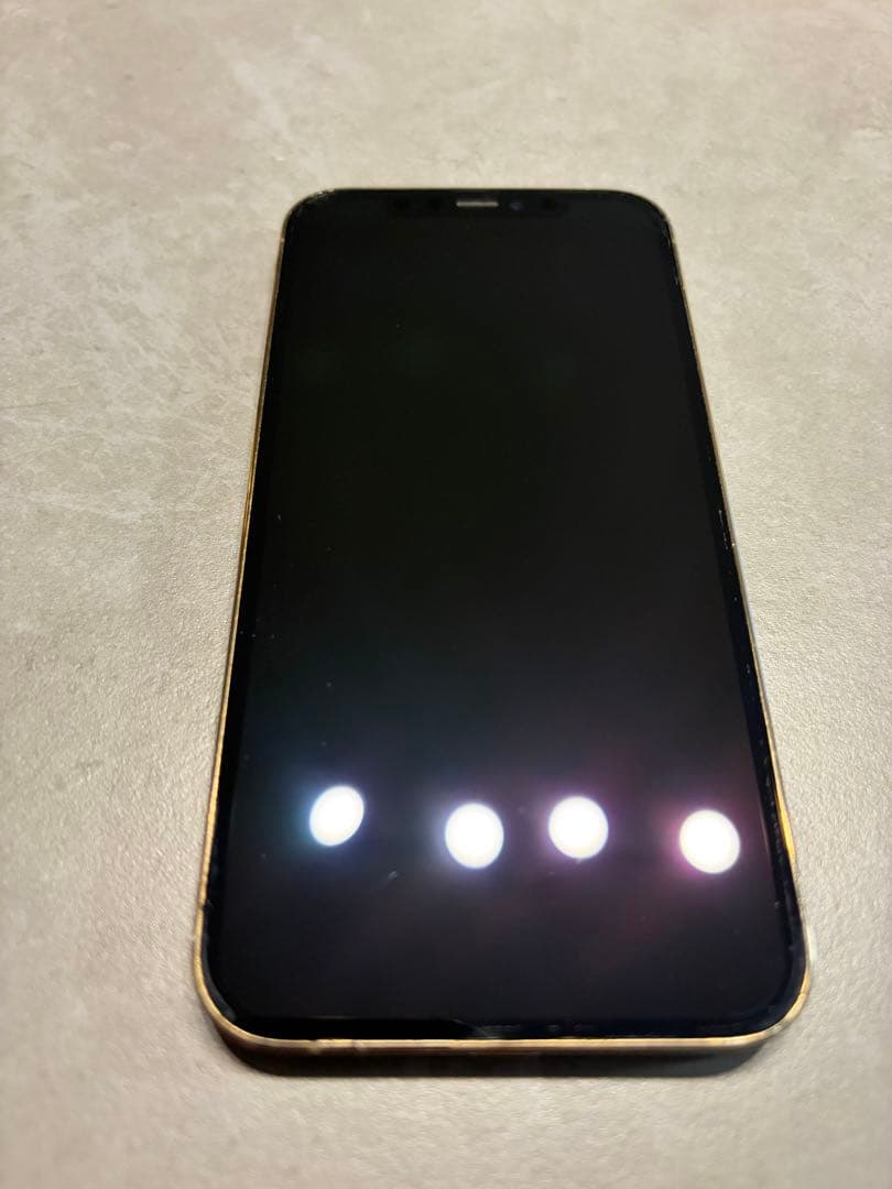 iPhone 12 Pro ゴールド本体 背面ひび割れあり