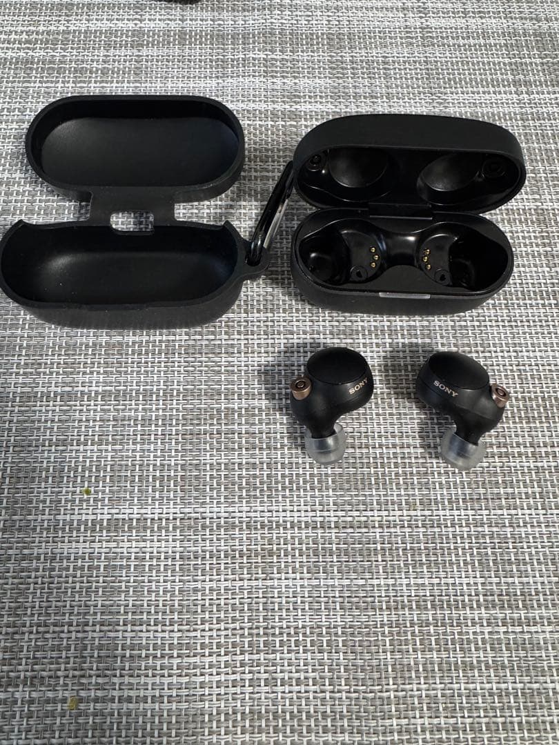 う*！様 SONY ワイヤレスイヤホン ブラック SONY WF-1000XM4