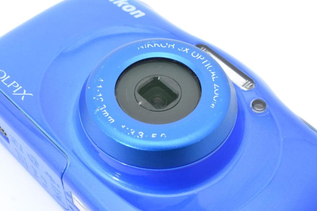 ■ 美品 ■ ニコン　Nikon COOLPIX W100《防水・32GB付き》