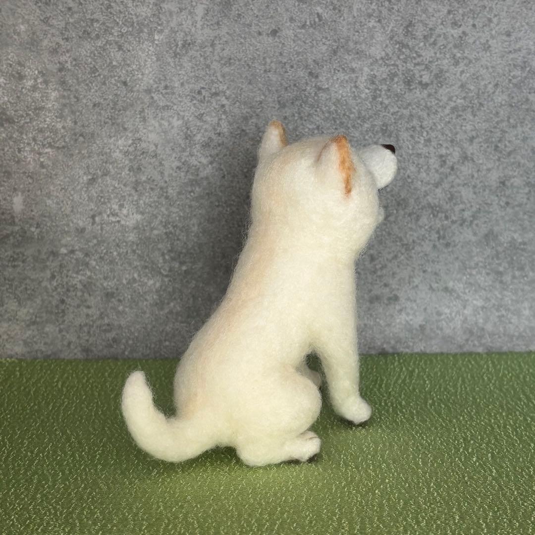 柴犬　白柴（小）　羊毛フェルト　ハンドメイド　No.113