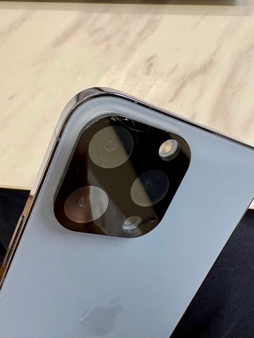 スマートフォン本体 iPhone13 Pro Max 256GB MLJD3J/A Apple