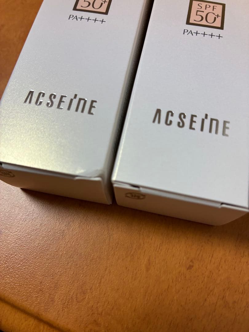 アクセーヌ　スーパーサンシールド ブライトヴェール　クリームベージュ　新品　２個