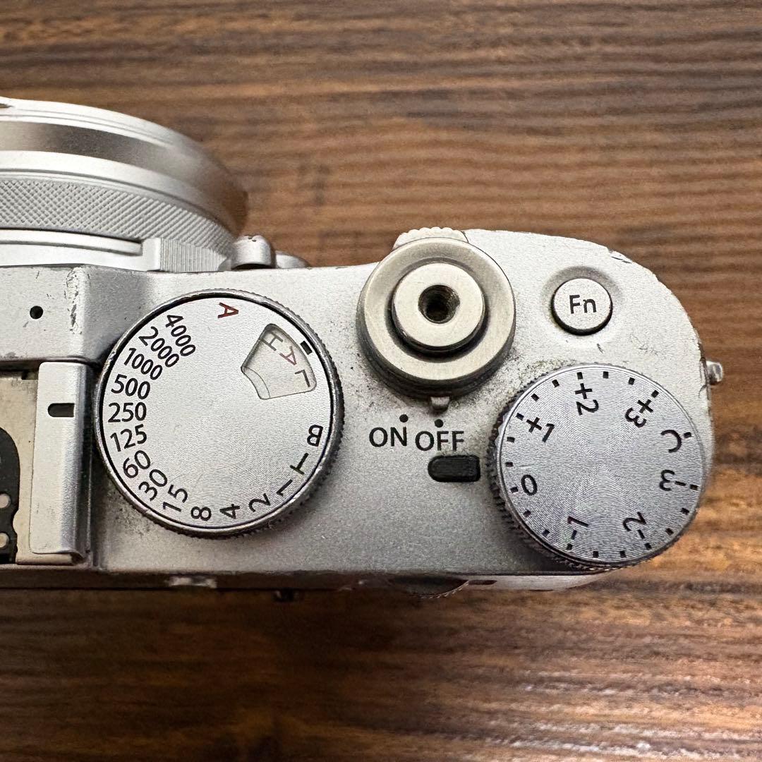 【ジャンク品】FUJIFILM X100F コンデジ 動作未確認
