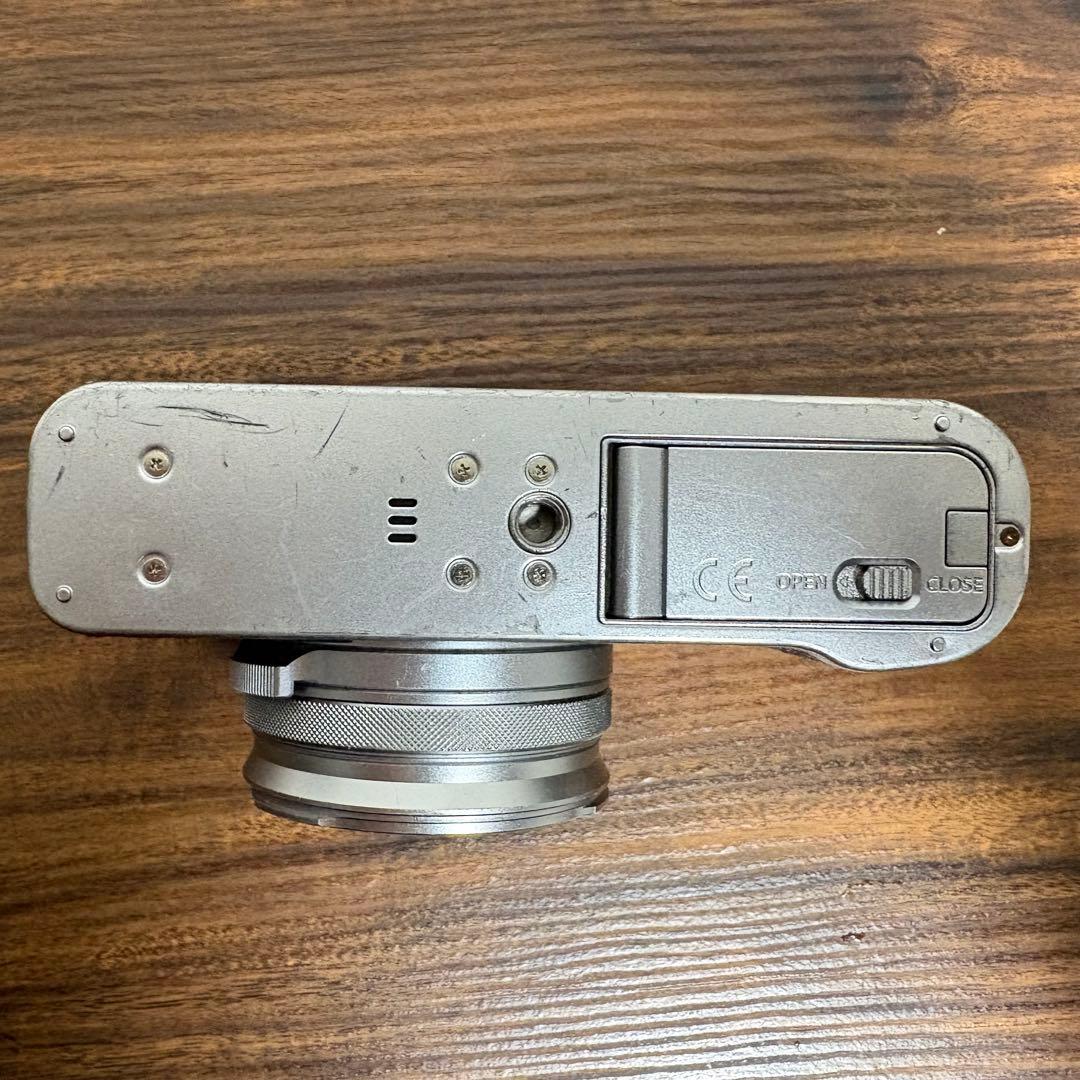 【ジャンク品】FUJIFILM X100F コンデジ 動作未確認