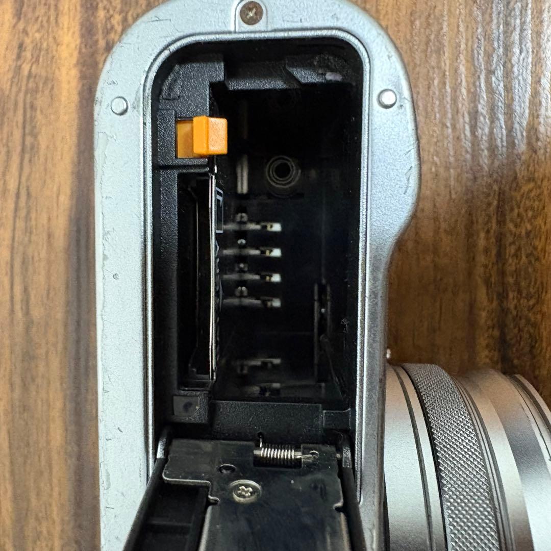 【ジャンク品】FUJIFILM X100F コンデジ 動作未確認