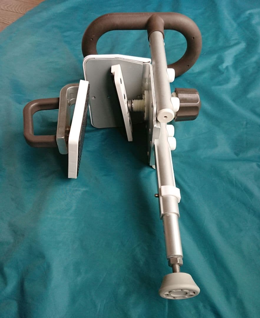 風呂　手すり　入浴グリップ［ユクリア］ ユニットバス専用コンパクト130脚付 S