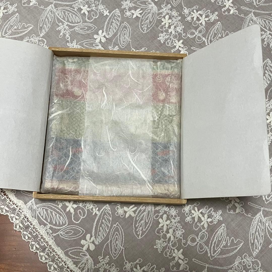友湖　帛紗