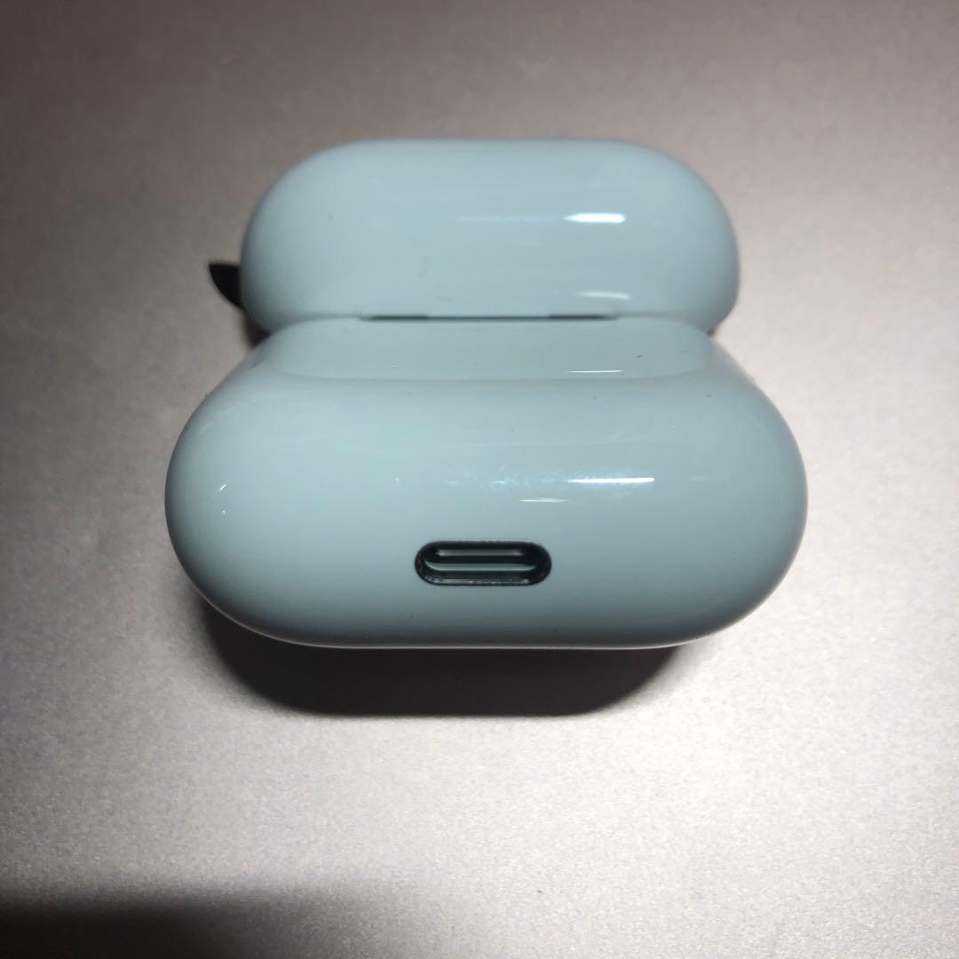 Apple AirPods 第4世代　充電ケース