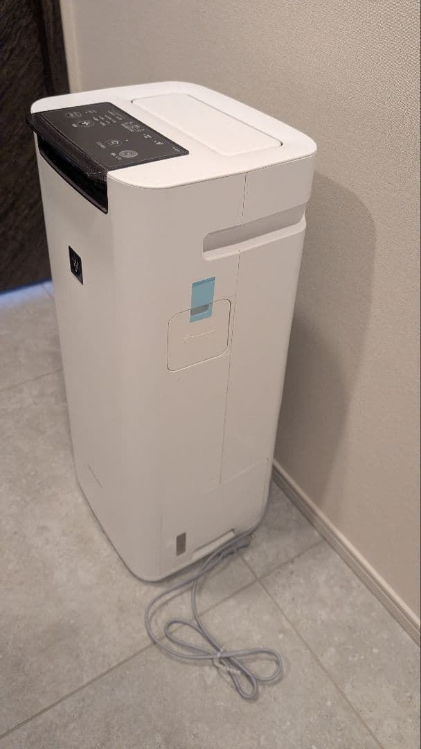 SHARP 空気清浄機 タワー型 ホワイト　KI-JS40
