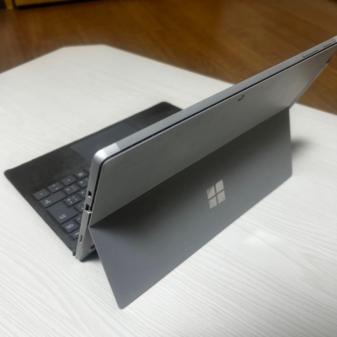 Microsoft Surface Pro 本体 + キーボード + アダプター