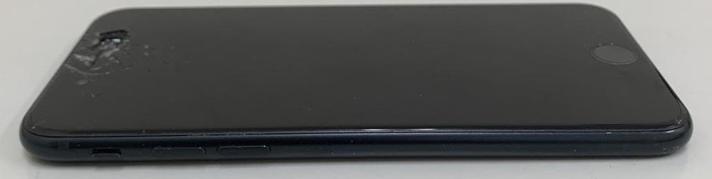 iphoneSE3 第3世代　64GB　スターライト　画面割れ