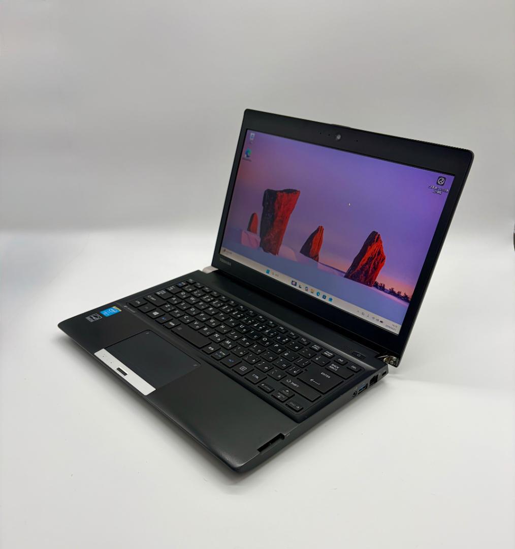 東芝 Dynabook R734/K、8GB RAM、128GB SSD