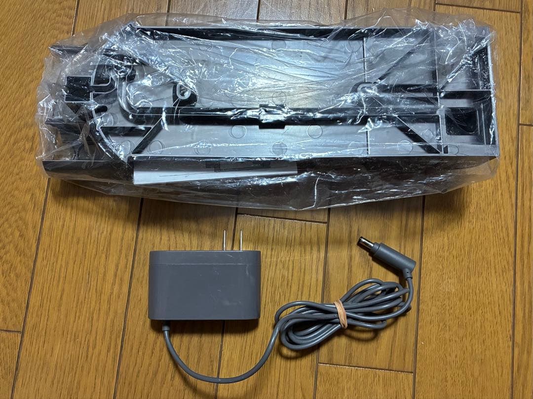 ダイソン　コードレスクリーナー　V8スリム（SV10K）　稼働時間28分20秒