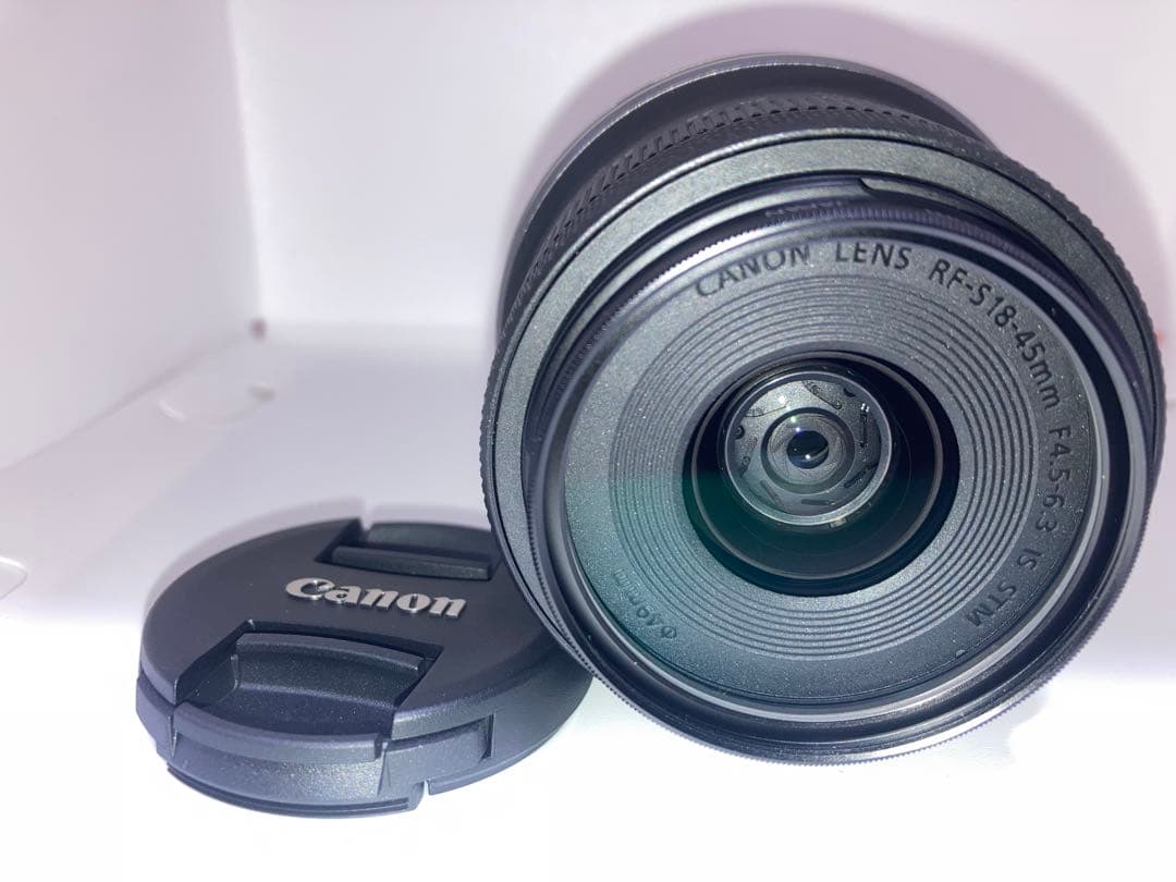 Canon EOS R50 ダブルズームキット　ミラーレス　カメラ　保証付き