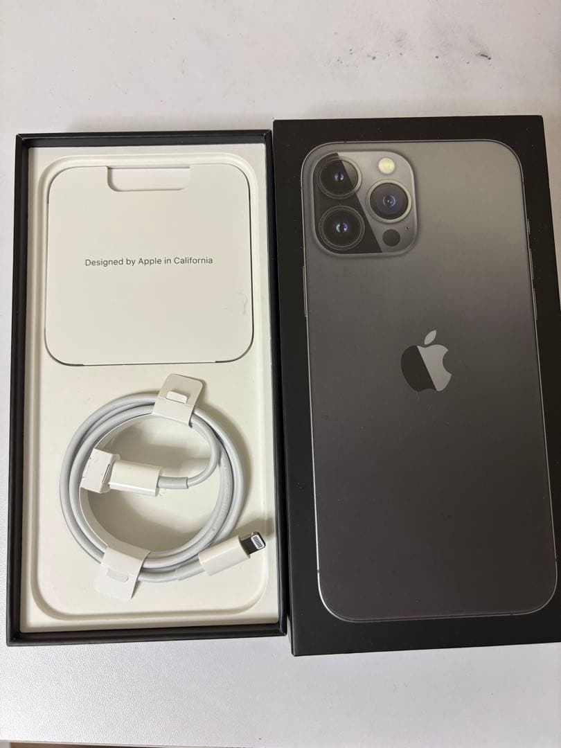 Apple iPhone 13Pro Max 256GBスペースグレー 本体