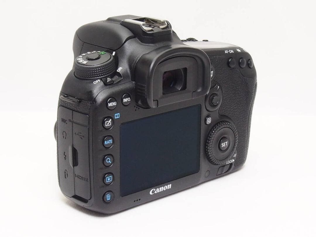 ■美品■ Canon EOS 7D Mark II ボディ 《 S数7314回