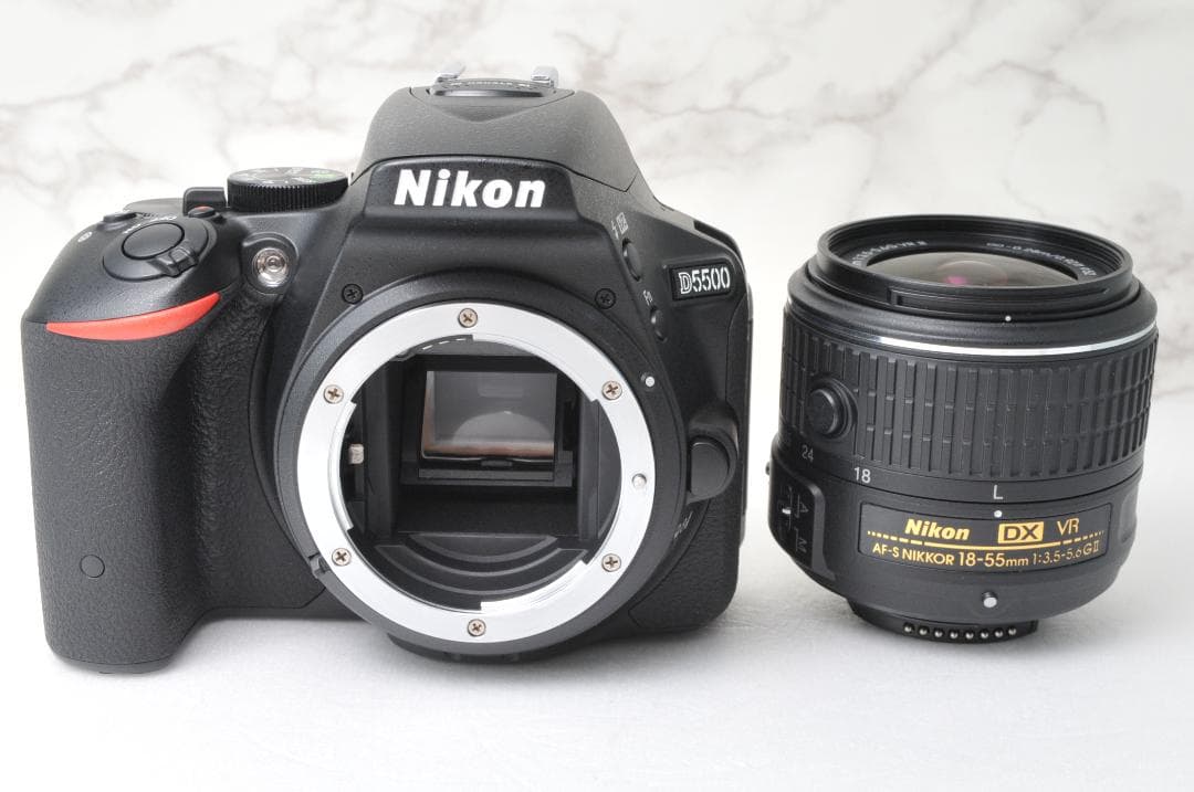 美品 ショット数新品級❣️Nikon D5500⭐️Wi-Fi スマホ転送