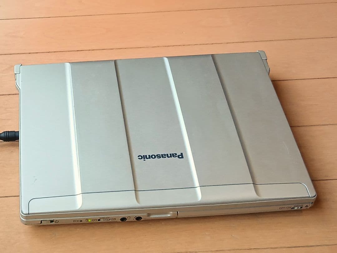ノートパソコン パナソニック　レッツノートCF-S9、オフィス付き！設定不要！②