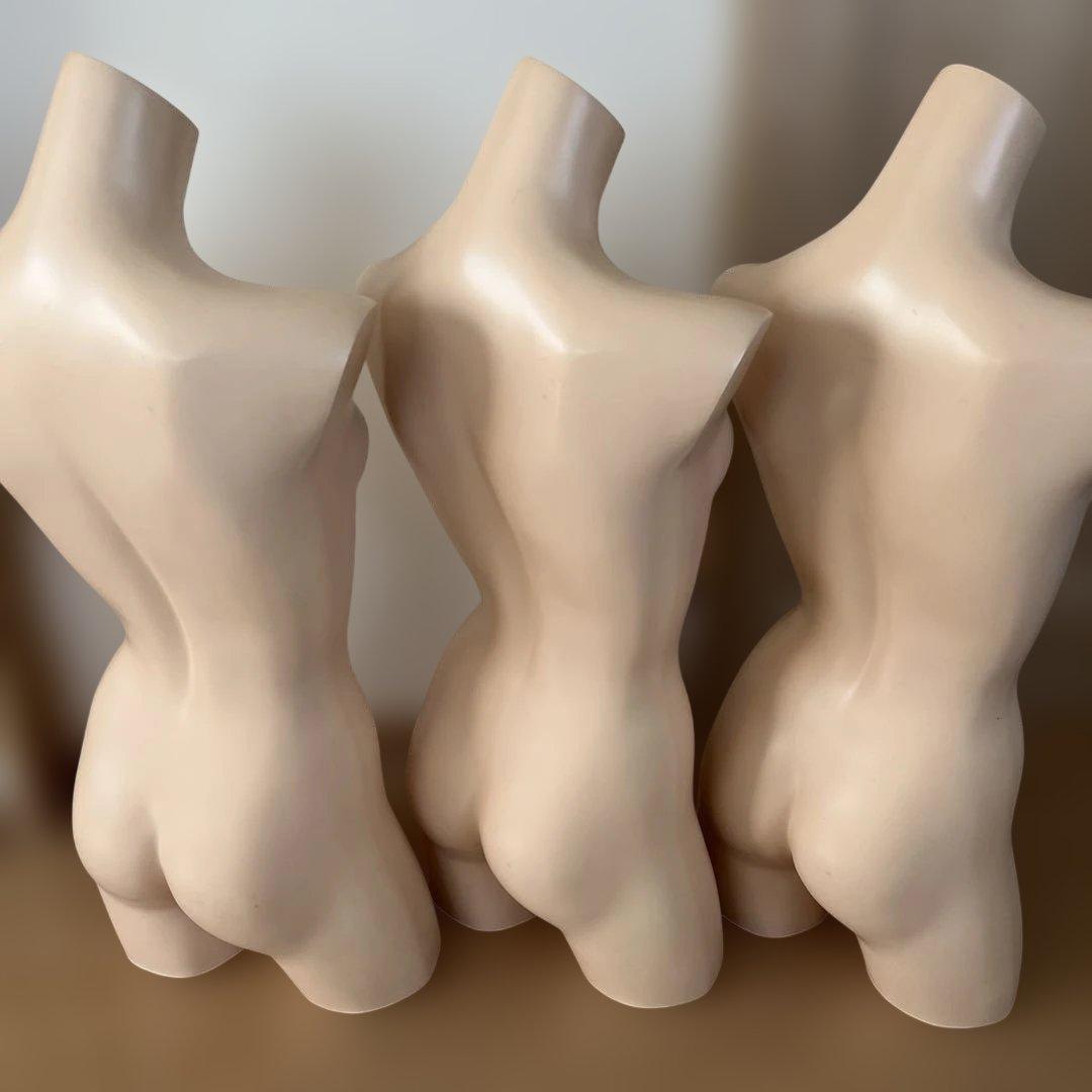 ベージュ女性用マネキン3体セット