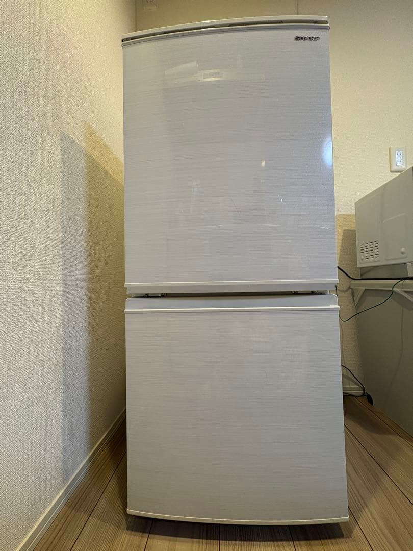 2020年製 SHARP 冷蔵庫 SJ-D14F-W 137L