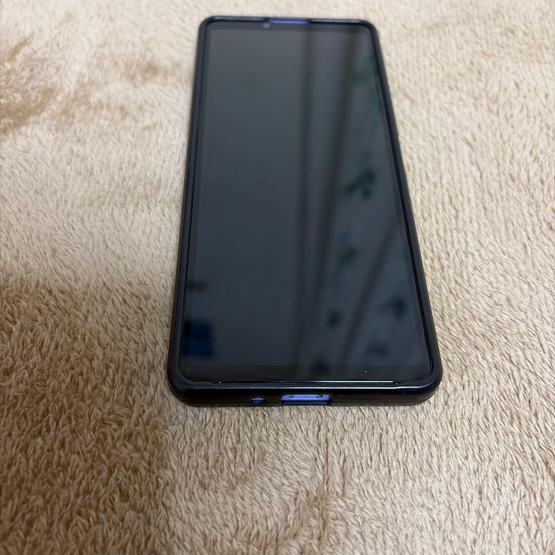 Xperia SO-52C 本体 ケース付き