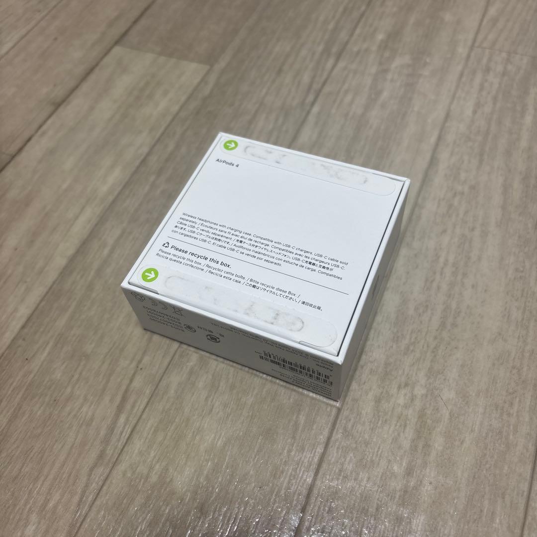 山*田様 Apple AirPods4 【新品・未開封品】