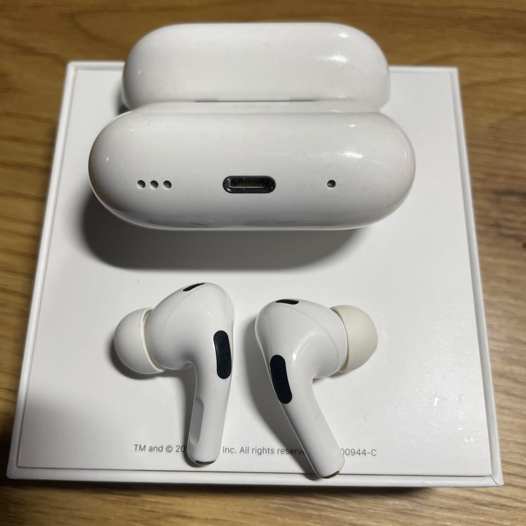 Airpods Pro 第2世代　lightning A2698 2699