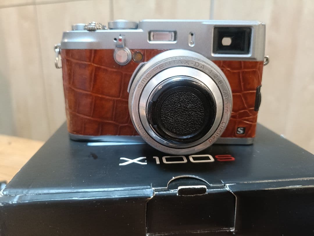 Fujifilm X100S デジタルカメラ フード＆フィルター付