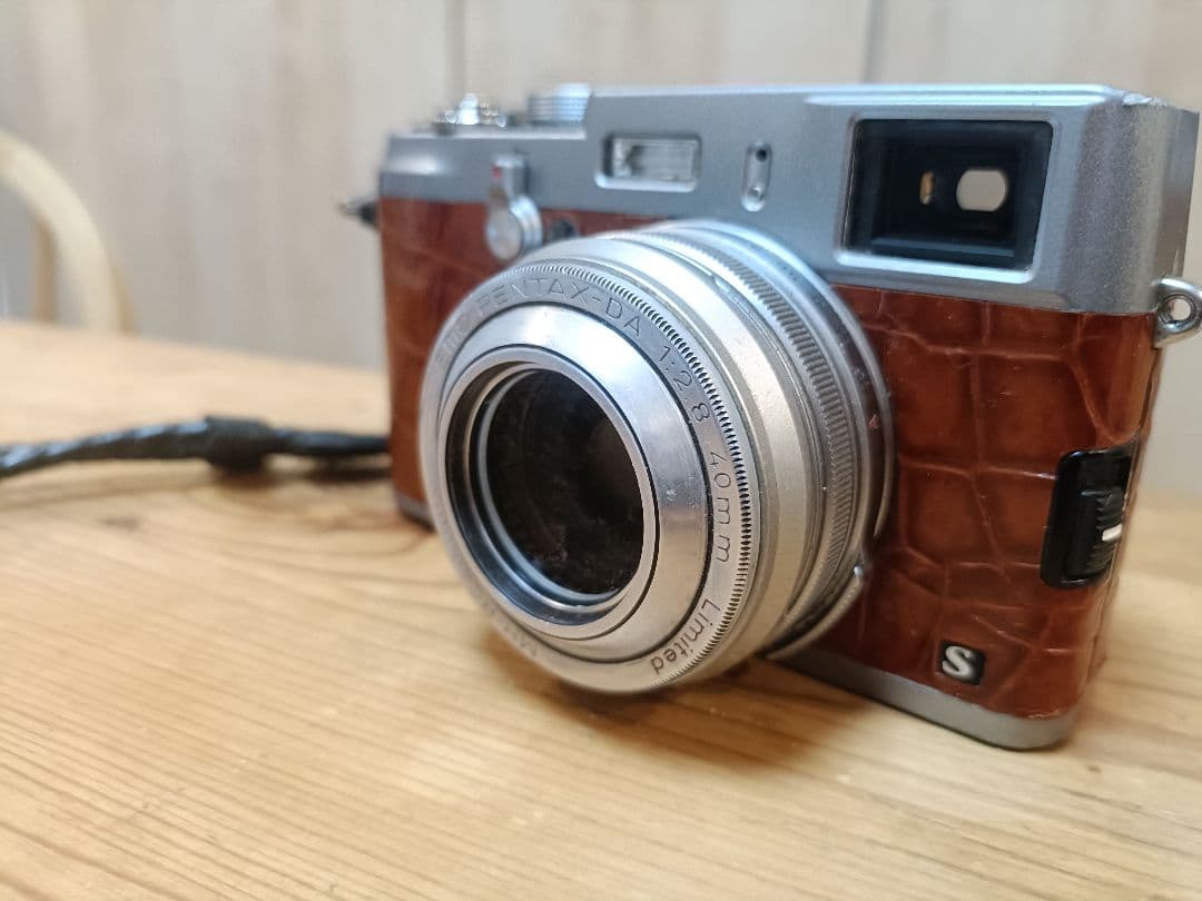 Fujifilm X100S デジタルカメラ フード＆フィルター付
