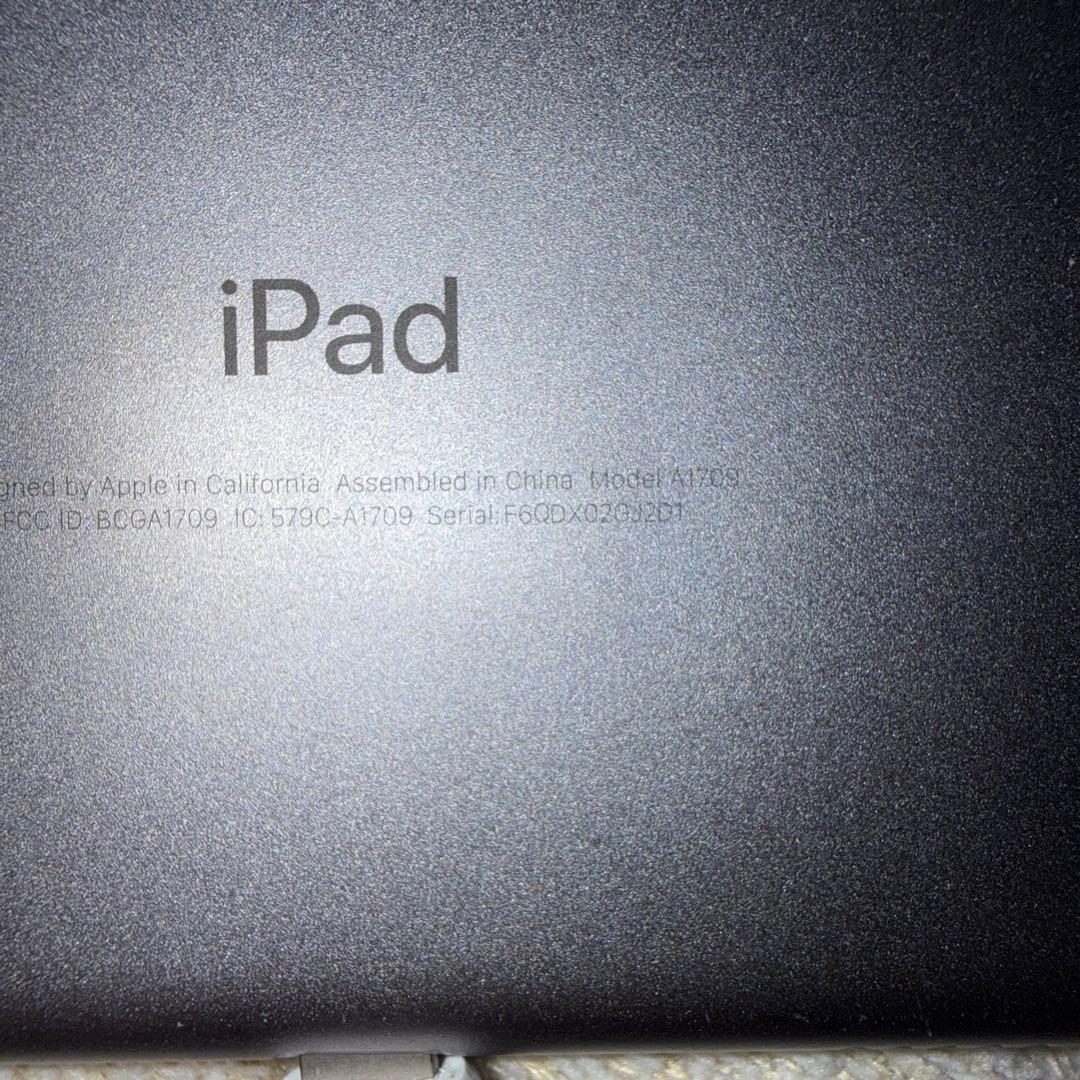 iPad Pro 10.5インチ 64GB シルバー ※画面にヒビあり
