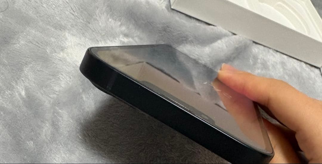 Apple iPhone 13 ミッドナイト 本体 256GB バッテリー83％