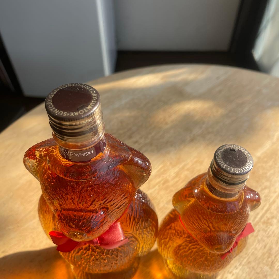 サントリー　くまさん型ウイスキー 600ml & 300ml セット
